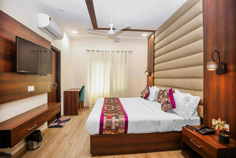 Hotel Booking